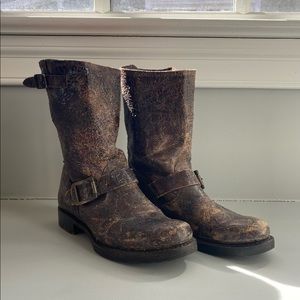 Veronica Distressed Frye Boots Short Great Condition Size 7 Moto